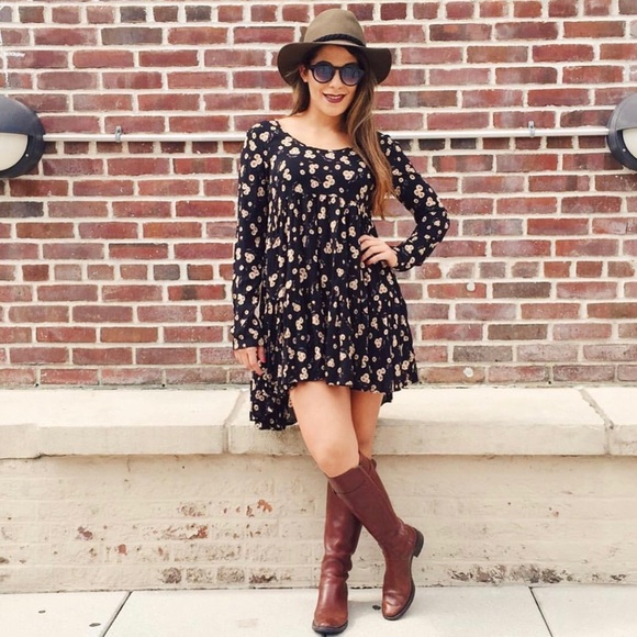 FALL ESSENTIALS Styled Mystery Box - Picture 6 of 6